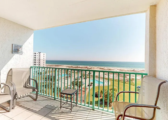 Gulf-Front Condo With Balcony Shared Pool Hot Tub & Beach Access