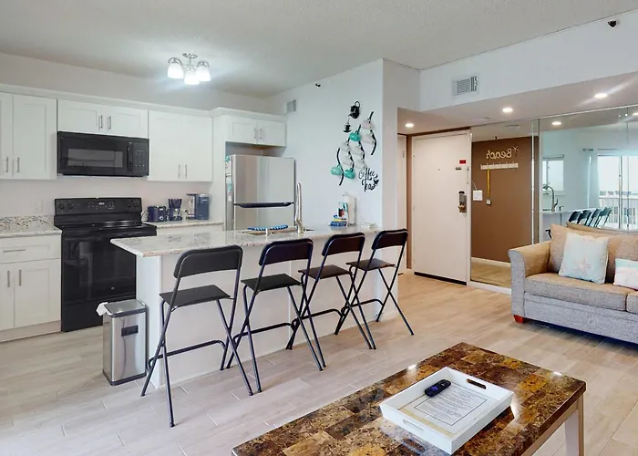 Gulf-Front Condo With Private Balcony Gas Grill Shared Outdoor Pool & Free Wifi